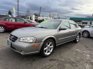 2001 Nissan Maxima SE