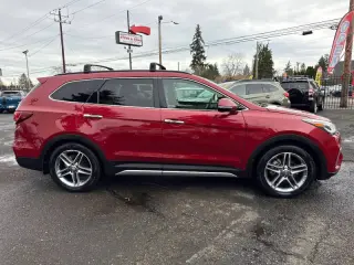 2017 Hyundai Santa Fe Limited Ultimate