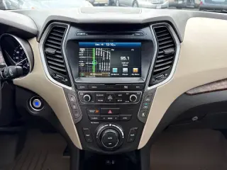 2017 Hyundai Santa Fe Limited Ultimate