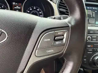 2017 Hyundai Santa Fe Limited Ultimate