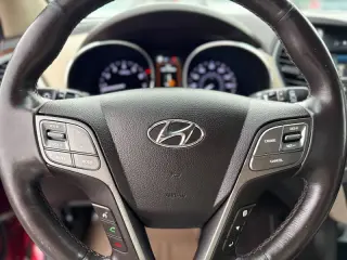 2017 Hyundai Santa Fe Limited Ultimate