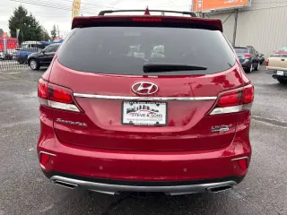 2017 Hyundai Santa Fe Limited Ultimate