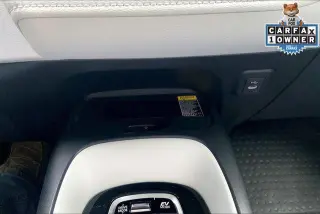 Toyota Corolla Hybrid 2025 SE 4dr Sedan