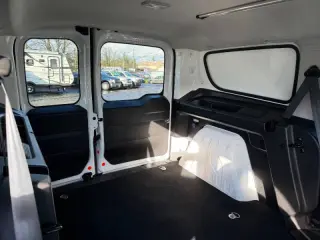 2020 RAM ProMaster City SLT