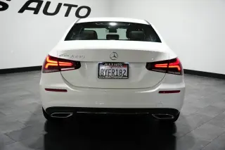 2022 Mercedes-Benz A 220