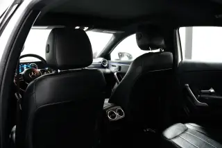 2022 Mercedes-Benz A 220