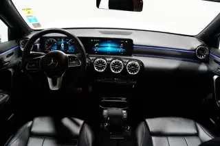 2022 Mercedes-Benz A 220