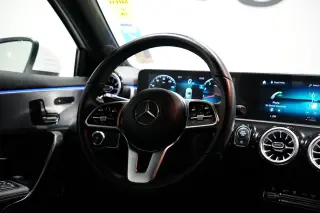 2022 Mercedes-Benz A 220
