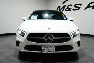 2022 Mercedes-Benz A 220