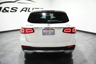 2021 Mercedes-Benz GLC 300