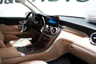 2020 Mercedes-Benz GLC 300