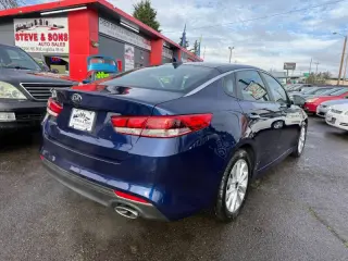 2017 Kia Optima LX