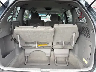 2004 Toyota Sienna LE 7 Passenger