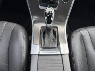 2015 Volvo XC60 T5 Drive-E Premier