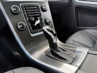 2015 Volvo XC60 T5 Drive-E Premier