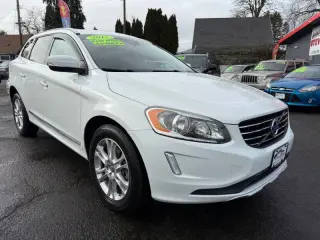 2015 Volvo XC60 T5 Drive-E Premier