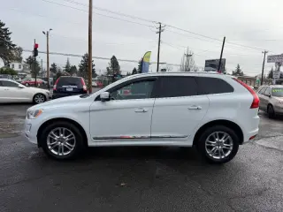 2015 Volvo XC60 T5 Drive-E Premier