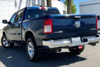 Ram 1500 2020 4x4 Big Horn 4dr Crew Cab 5.6 ft. SB Pickup