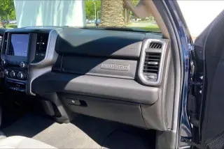 Ram 1500 2020 4x4 Big Horn 4dr Crew Cab 5.6 ft. SB Pickup