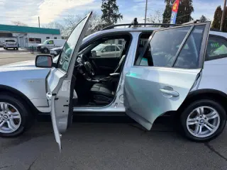2004 BMW X3 3.0i