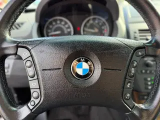 2004 BMW X3 3.0i