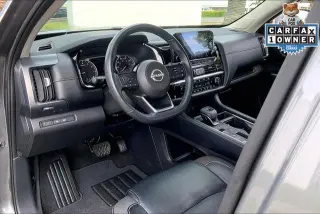 Nissan Pathfinder 2023 SL 4dr SUV