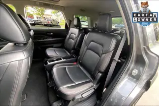 Nissan Pathfinder 2023 SL 4dr SUV