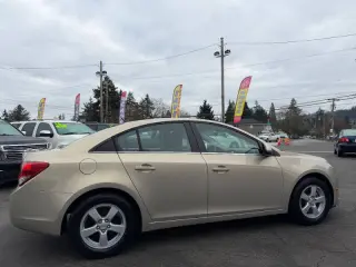 2011 Chevrolet Cruze LT Fleet
