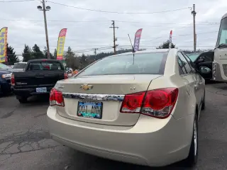 2011 Chevrolet Cruze LT Fleet