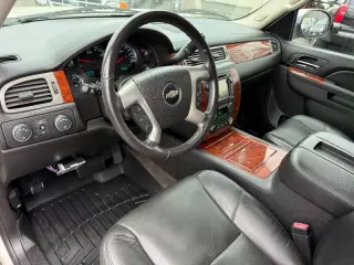 2010 Chevrolet Suburban LTZ