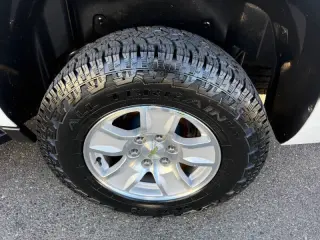 2014 Chevrolet Suburban LT