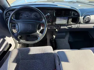 2002 Dodge Ram 2500 SLT Plus