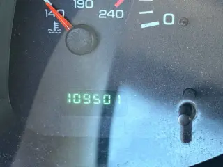 2002 Dodge Ram 2500 SLT Plus