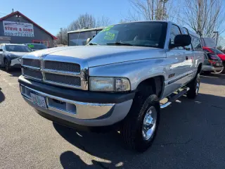 2002 Dodge Ram 2500 SLT Plus
