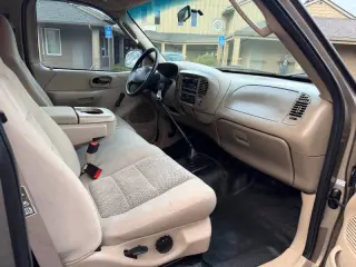 2003 Ford F-150 XL