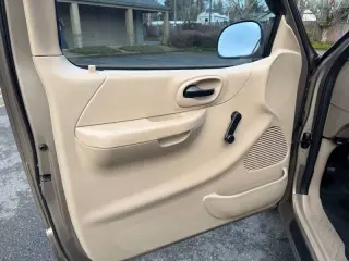 2003 Ford F-150 XL