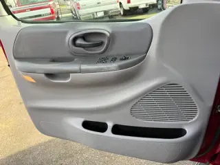1999 Ford F-150 XL