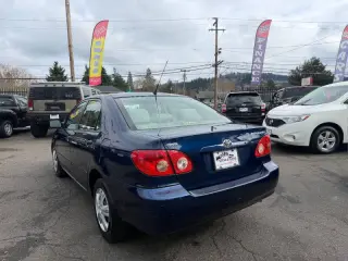 2005 Toyota Corolla LE