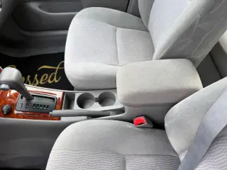 2005 Toyota Corolla LE