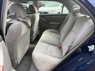 2005 Toyota Corolla LE