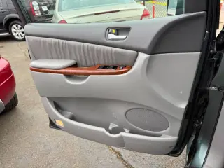 2004 Toyota Sienna XLE 7 Passenger