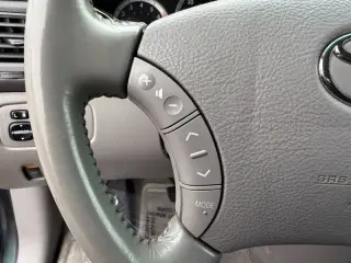 2004 Toyota Sienna XLE 7 Passenger