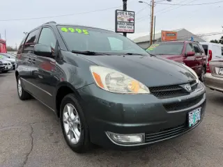 2004 Toyota Sienna XLE 7 Passenger