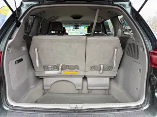 2004 Toyota Sienna XLE 7 Passenger