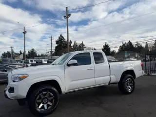 2022 Toyota Tacoma SR
