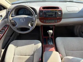 2003 Toyota Camry XLE