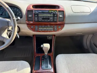 2003 Toyota Camry XLE