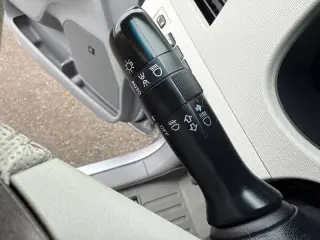 2013 Toyota Sienna XLE 7-Passenger Auto Access Seat