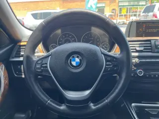 2015 BMW 3 Series 328i