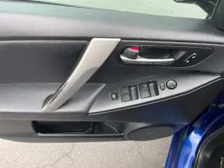 2013 Mazda MAZDA3 i Grand Touring